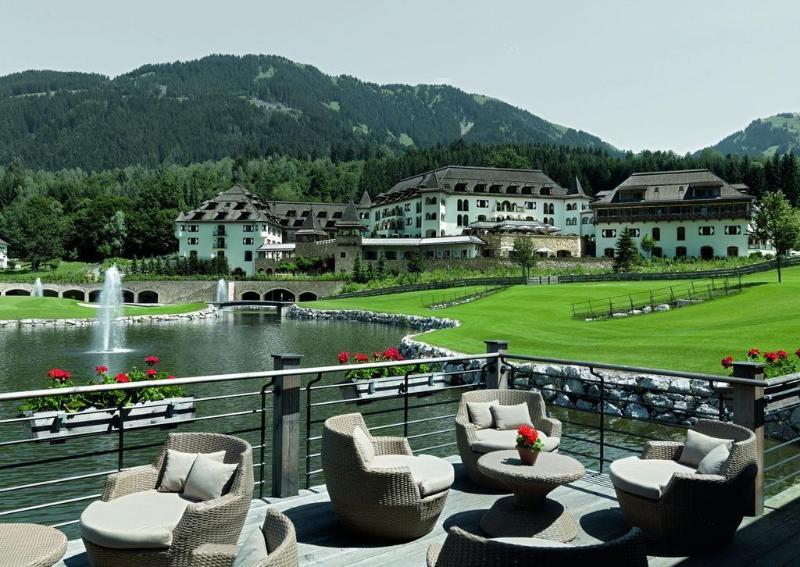 Schlosshotel Kitzbuehel A-Rosa Collection Kitzbühel Exterior foto The resort