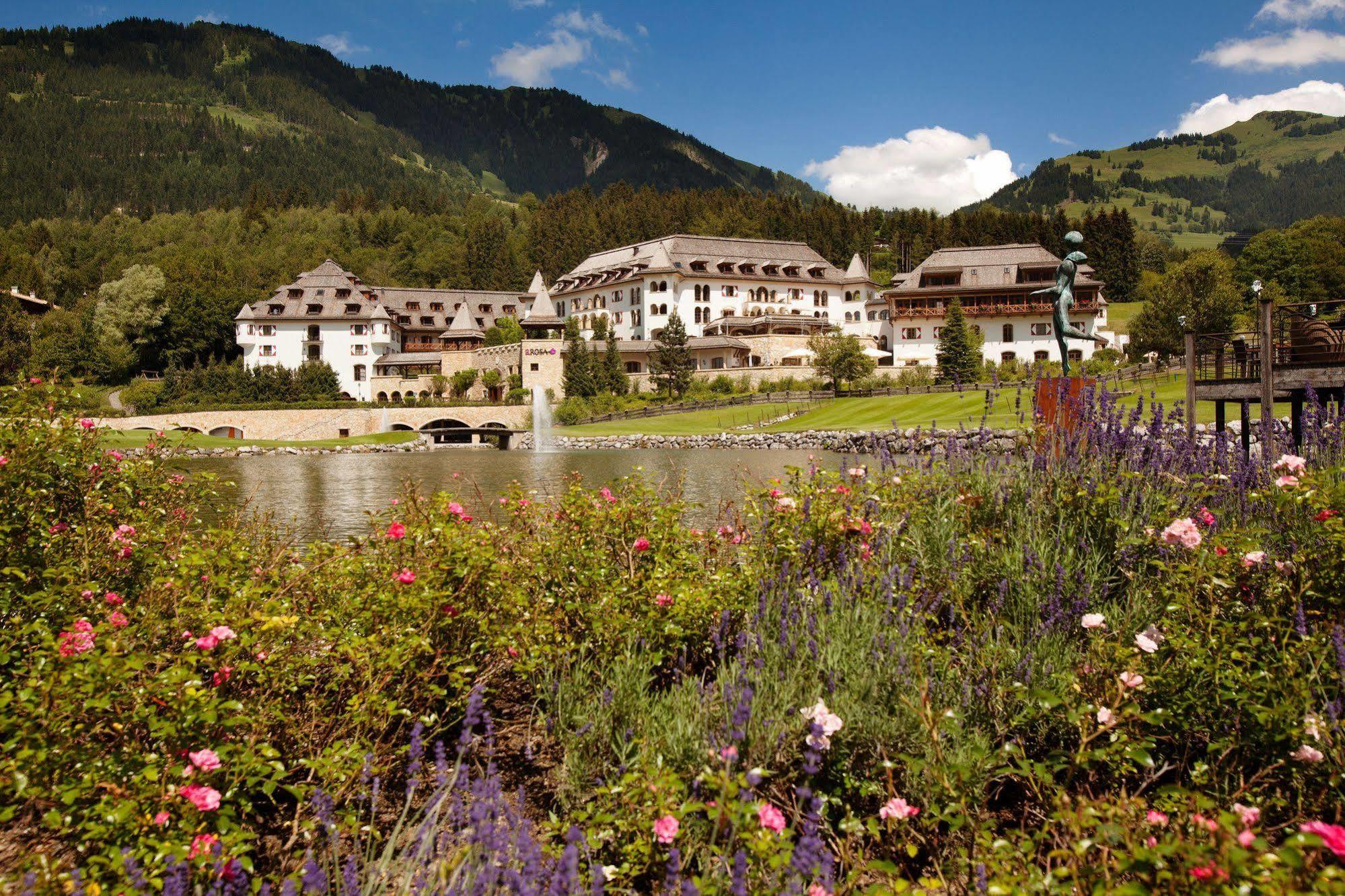 Schlosshotel Kitzbuehel A-Rosa Collection Kitzbühel Exterior foto The Hotel Axelmannstein